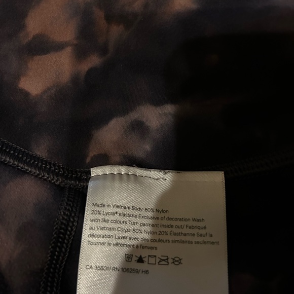 Lululemon Align Short 8", size 6 Diamond Dye Chrome Violet Verbana Graphite Grey - Picture 4 of 9